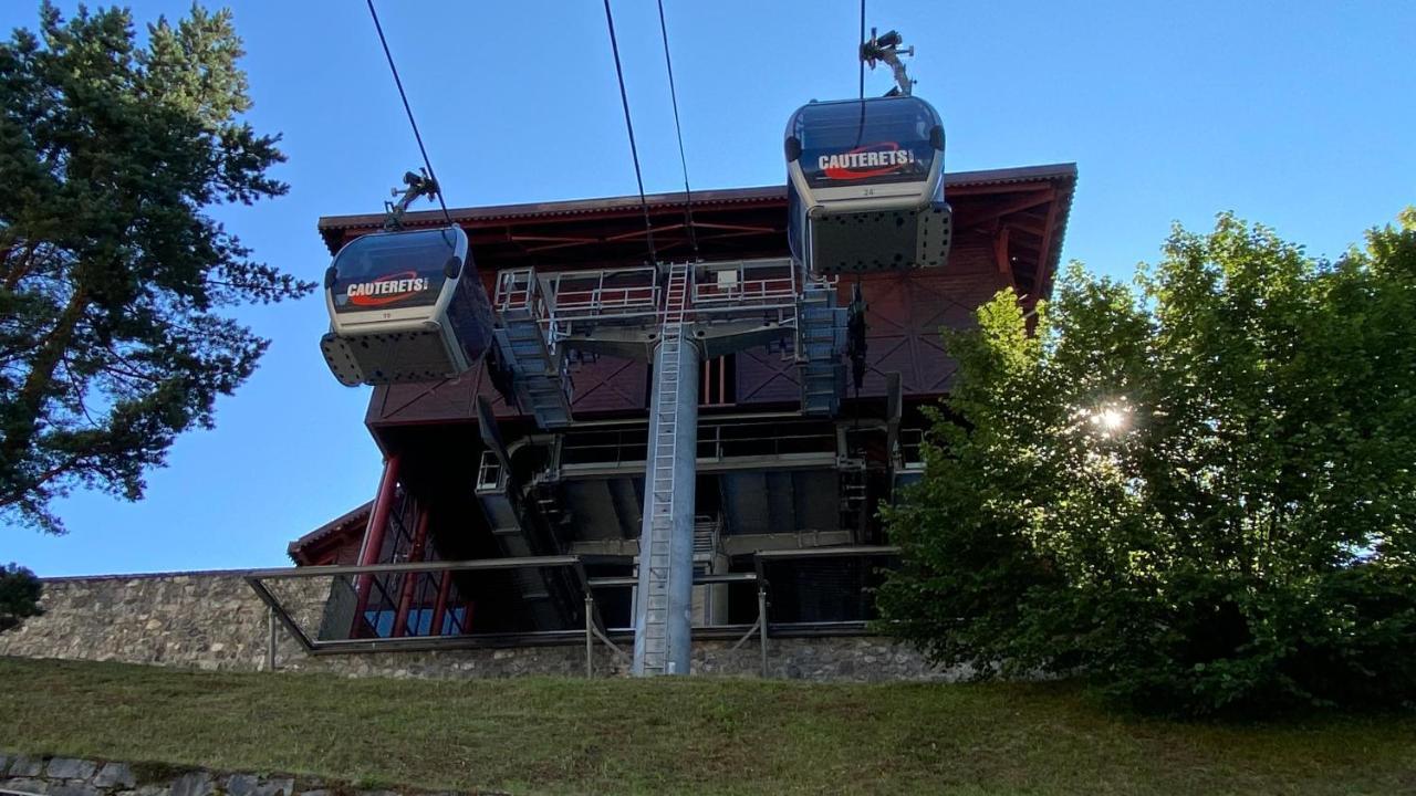 Le Navarre, Charmant T2 Familial Bien Equipe En Rdc , En Centre-Ville Cauterets Luaran gambar