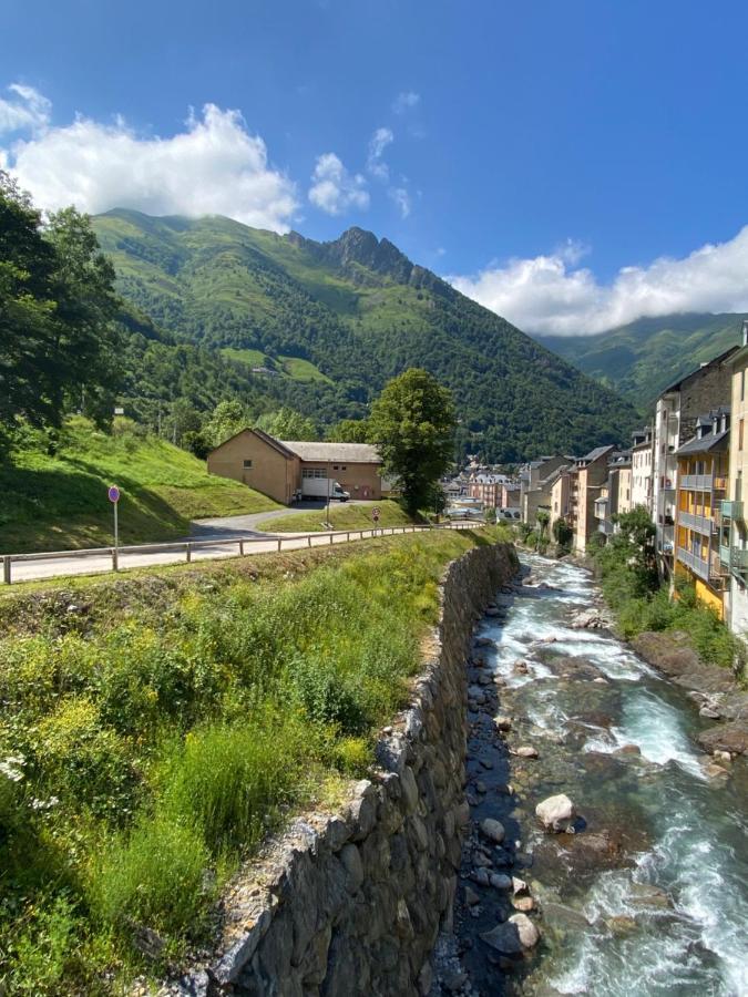 Le Navarre, Charmant T2 Familial Bien Equipe En Rdc , En Centre-Ville Cauterets Luaran gambar
